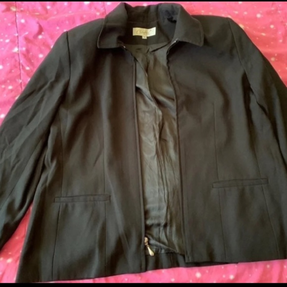 #blackjacket